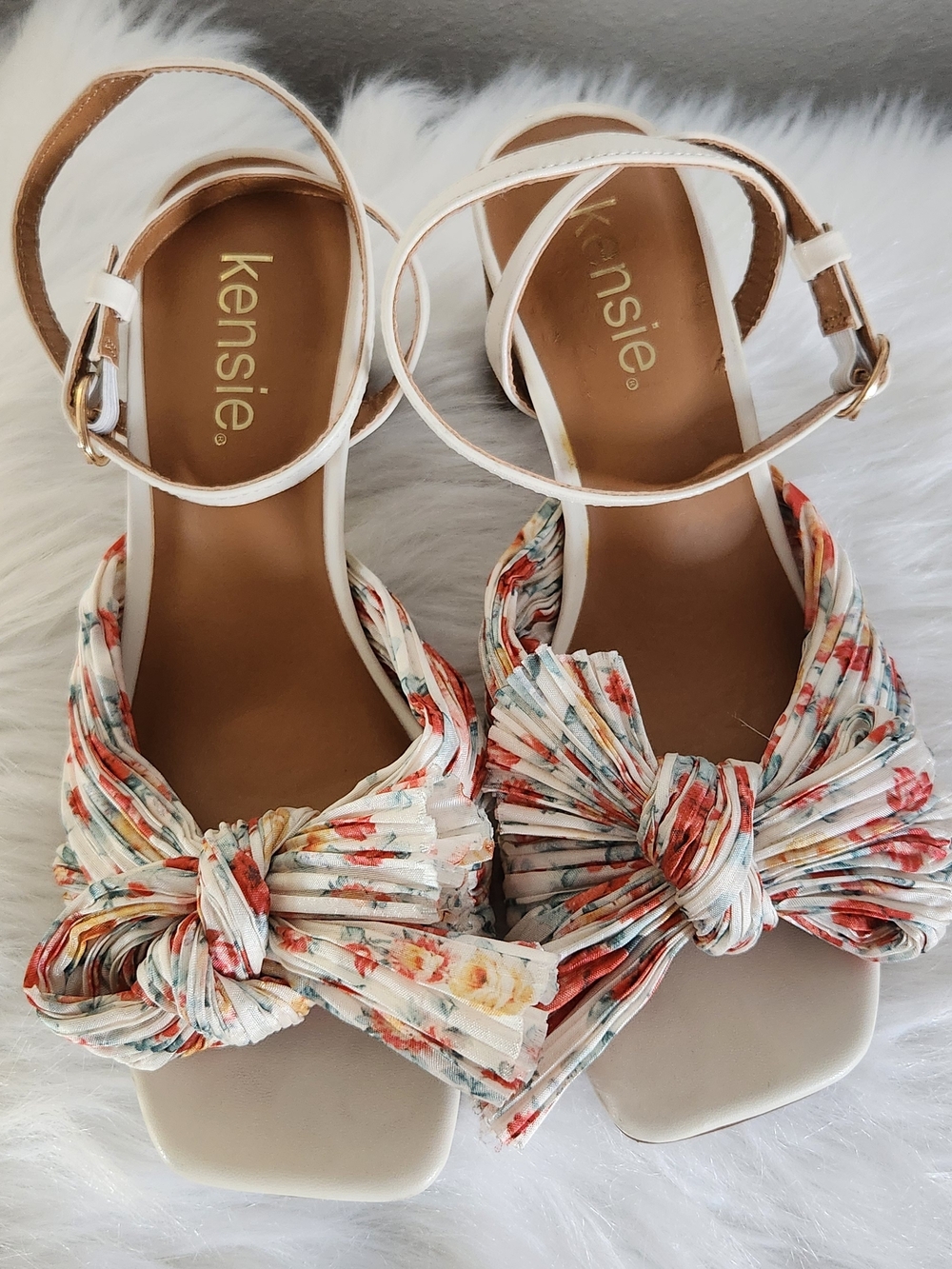 Kensie Women's Cream Floral Bow Ankle-Strap Sandals